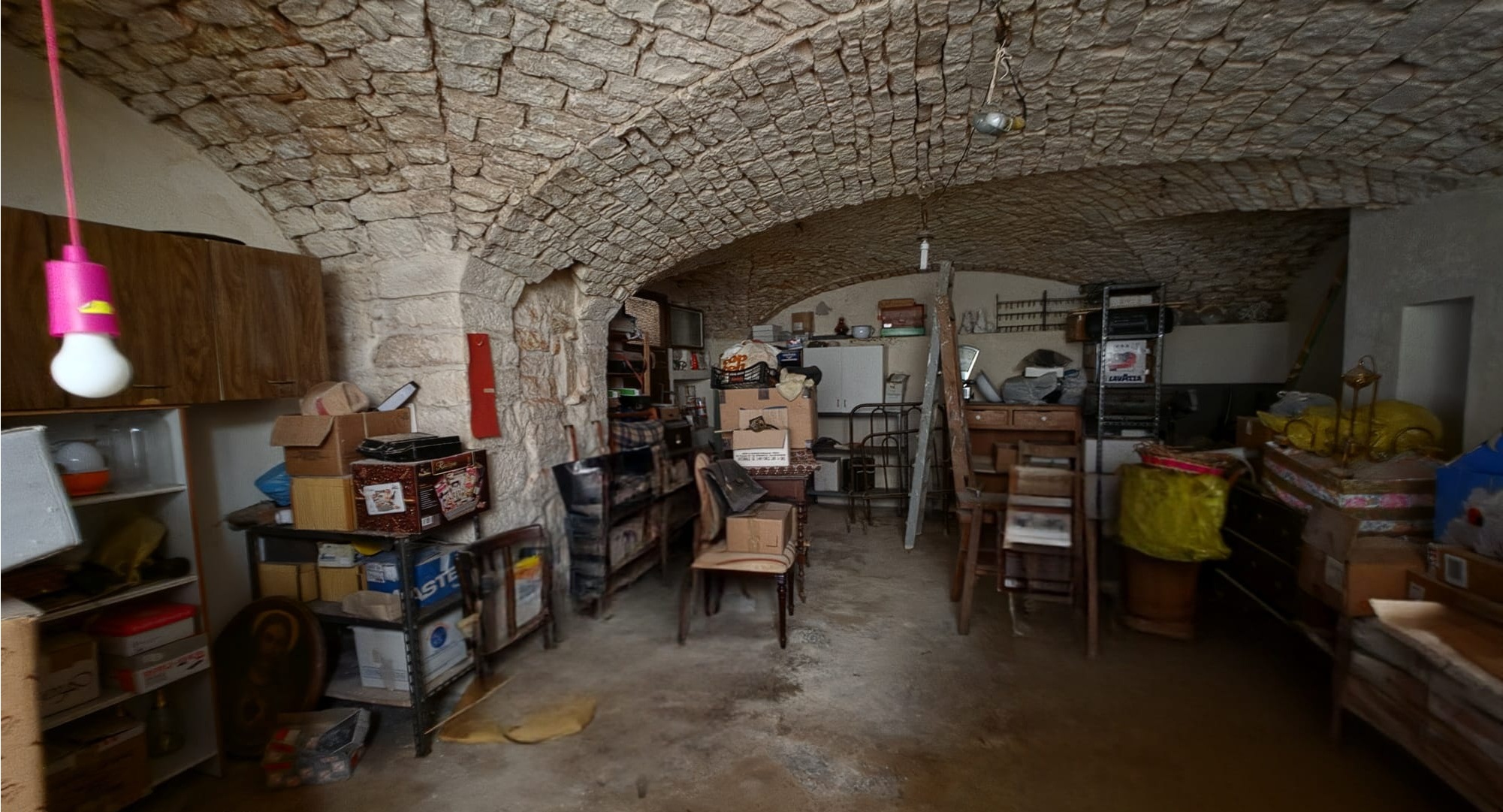 Locale Uso Deposito